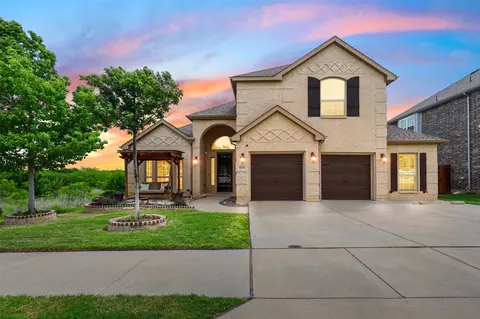 6132 Carr Creek Trl, Fort Worth, TX 76179
