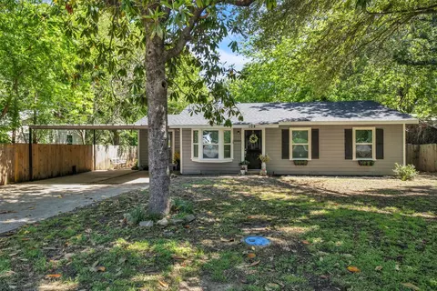 104 Edwards St, Terrell, TX 75160