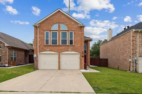 2100 Montclair Ln, Lewisville, TX 75067