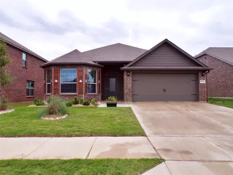 4013 Conley Ln, Crowley, TX 76036