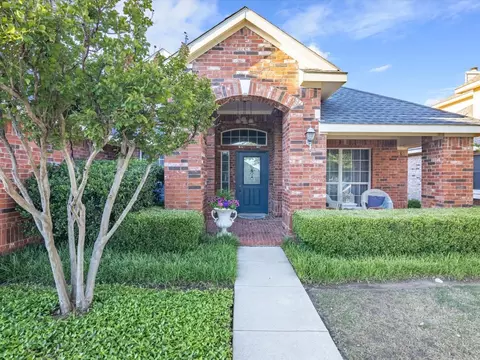 3825 Sevenoaks Dr, Fort Worth, TX 76244