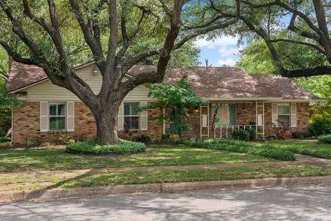 13720 Rolling Hills Ln, Dallas, TX 75240