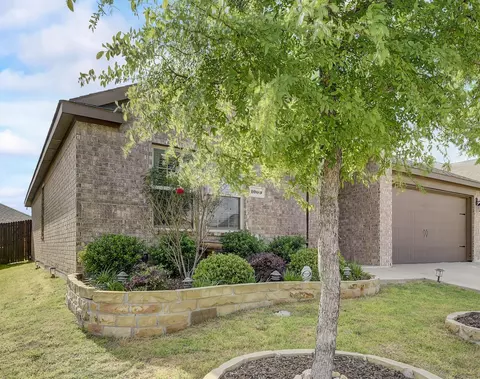 1009 Mercury Dr, Princeton, TX 75407