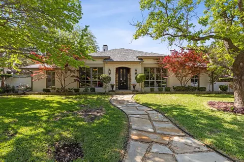 9402 Shady Valley Dr, Dallas, TX 75238