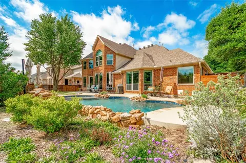942 Excalibur Dr, Highland Village, TX 75077