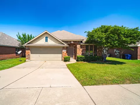 1505 Cowtown Dr, Mansfield, TX 76063