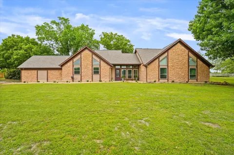5 Highland Cir, Lucas, TX 75002