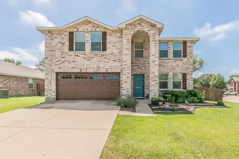 1800 Copper Mountain Dr, Justin, TX 76247