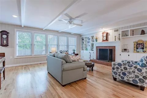 1415 W 3rd St, Clifton, TX 76634