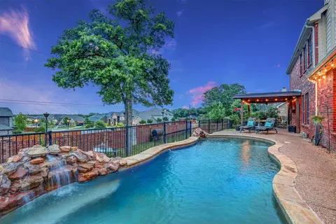 5225 Winterberry Ct, Fort Worth, TX 76244