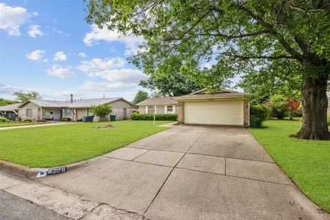 6229 Sandra Dr, Fort Worth, TX 76133