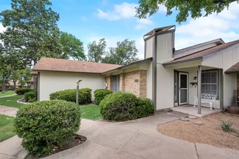 1922 Cobblestone Ln, Garland, TX 75042
