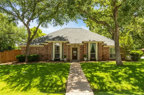 417 Longfellow Dr, Highland Village, TX 75077