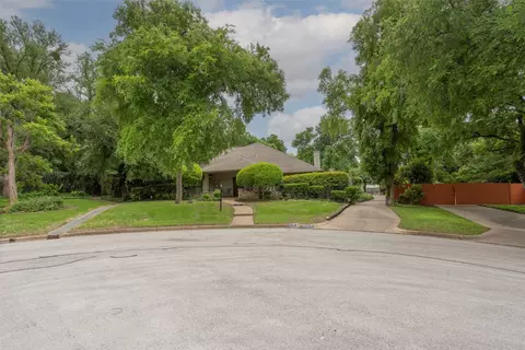 4251 Sarita Ct, Fort Worth, TX 76109
