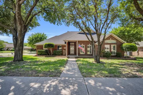 1647 Catherine St, Midlothian, TX 76065
