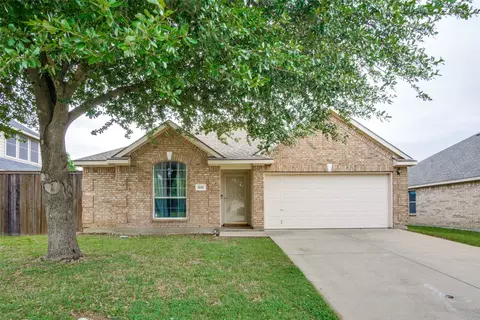 910 Remington Ranch Rd, Mansfield, TX 76063