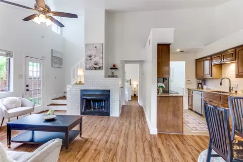 5753 Cedar Creek Dr, Benbrook, TX 76109