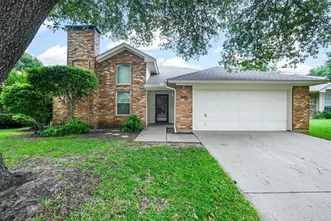 7705 Mahonia Dr, Fort Worth, TX 76133