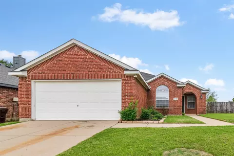 3413 Chon Dr, Denton, TX 76207