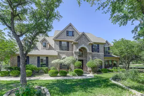 215 Creek Side Dr, Aledo, TX 76008