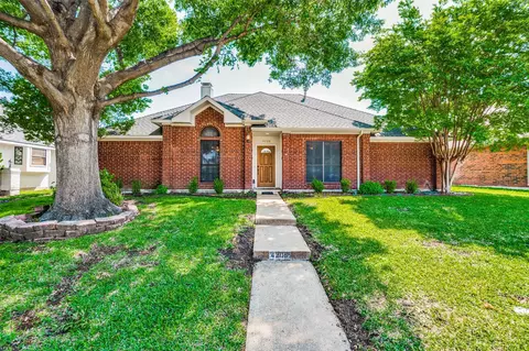 4208 N Hill Dr, Carrollton, TX 75010