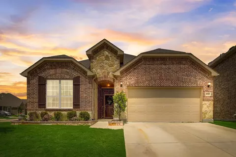 1072 Pinnacle Breeze Dr, Haslet, TX 76052