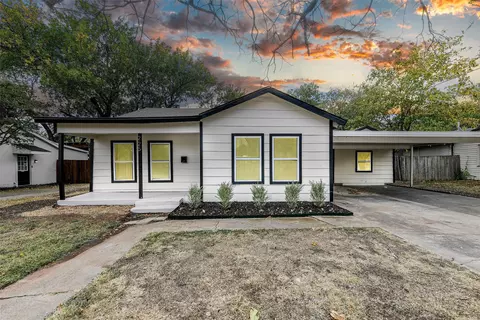 225 N Hampshire St, Saginaw, TX 76179