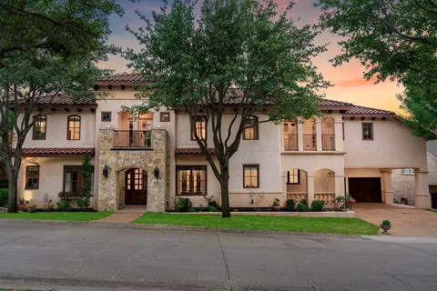 618 Kessler Springs Ave, Dallas, TX 75208