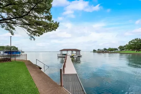 116 Knights Cir, Streetman, TX 75859