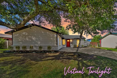 2421 Syracuse Dr, Irving, TX 75062