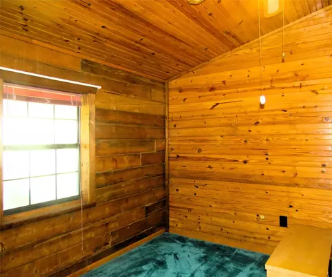 Bedroom - 601 Our Rd, Perrin, TX 76486 photo 2 of 5