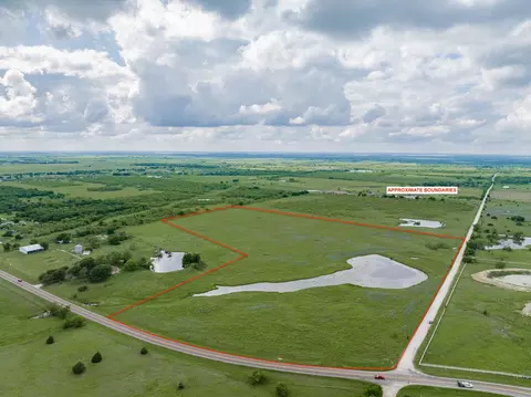 1126 Southeast County Road, Corsicana, TX 75110