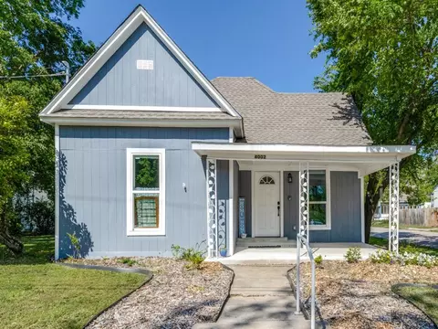 4002 Stuart St, Greenville, TX 75401