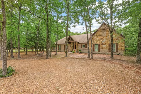 1148 Cedar Oaks Trl, Greenville, TX 75402