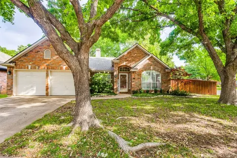 2100 Becket Dr, Flower Mound, TX 75028