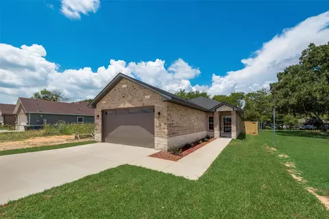 1811 Beauford Rd, Dallas, TX 75253