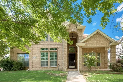 1610 Chateau Ln, Mansfield, TX 76063