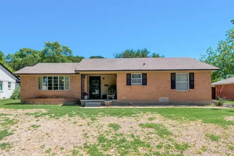 706 Ridgedale Dr, Garland, TX 75041