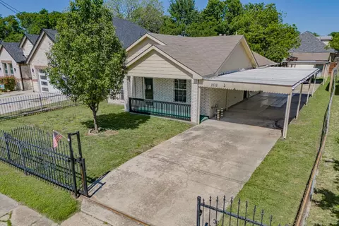 2618 Lapsley St, Dallas, TX 75212