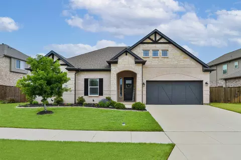 304 Oakcrest Dr, Justin, TX 76247