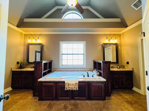 Bath - 169 Eagle Rd, Stonewall, LA 71078 photo 6 of 6