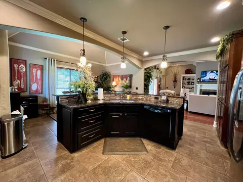 Kitchen - 169 Eagle Rd, Stonewall, LA 71078 photo 5 of 5