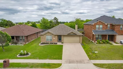 6513 Graceland Dr, Greenville, TX 75402