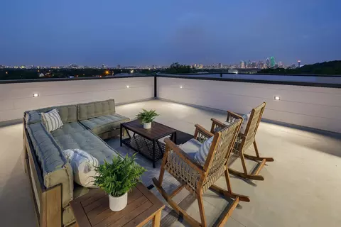 1820 Pollard St, Dallas, TX 75208