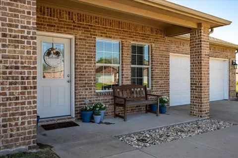 4715 Jefferson St, Greenville, TX 75401