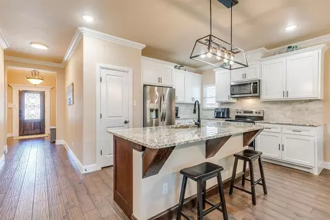 960 Ben Dr, Springtown, TX 76082 photo 8