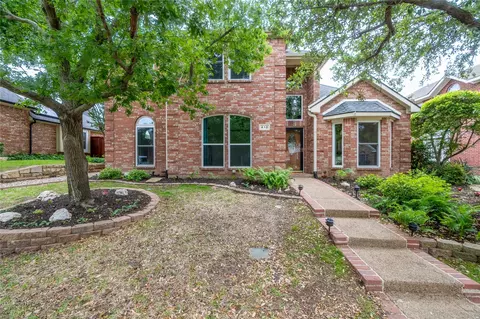 412 Foster Ln, Lewisville, TX 75067