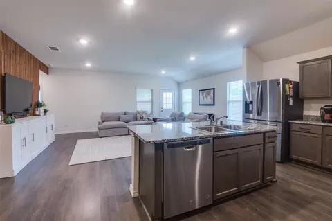Kitchen - 1016 Euston St, Denton, TX 76209 photo 4 of 4