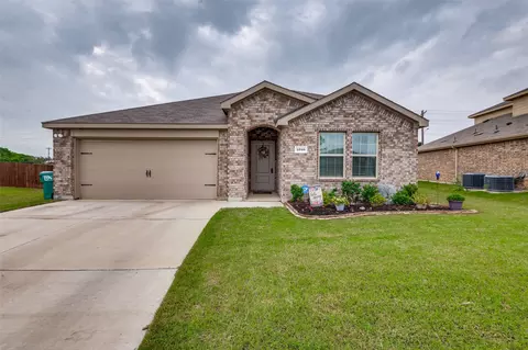 Exterior - 1016 Euston St, Denton, TX 76209 photo 7 of 7