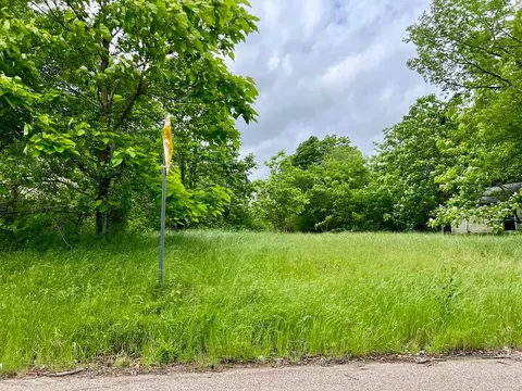 525 NW 10th St, Paris, TX 75460